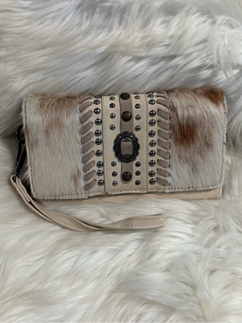 Trinity Ranch Hair On Western Wallet Wristlet Studded Fur Preloved